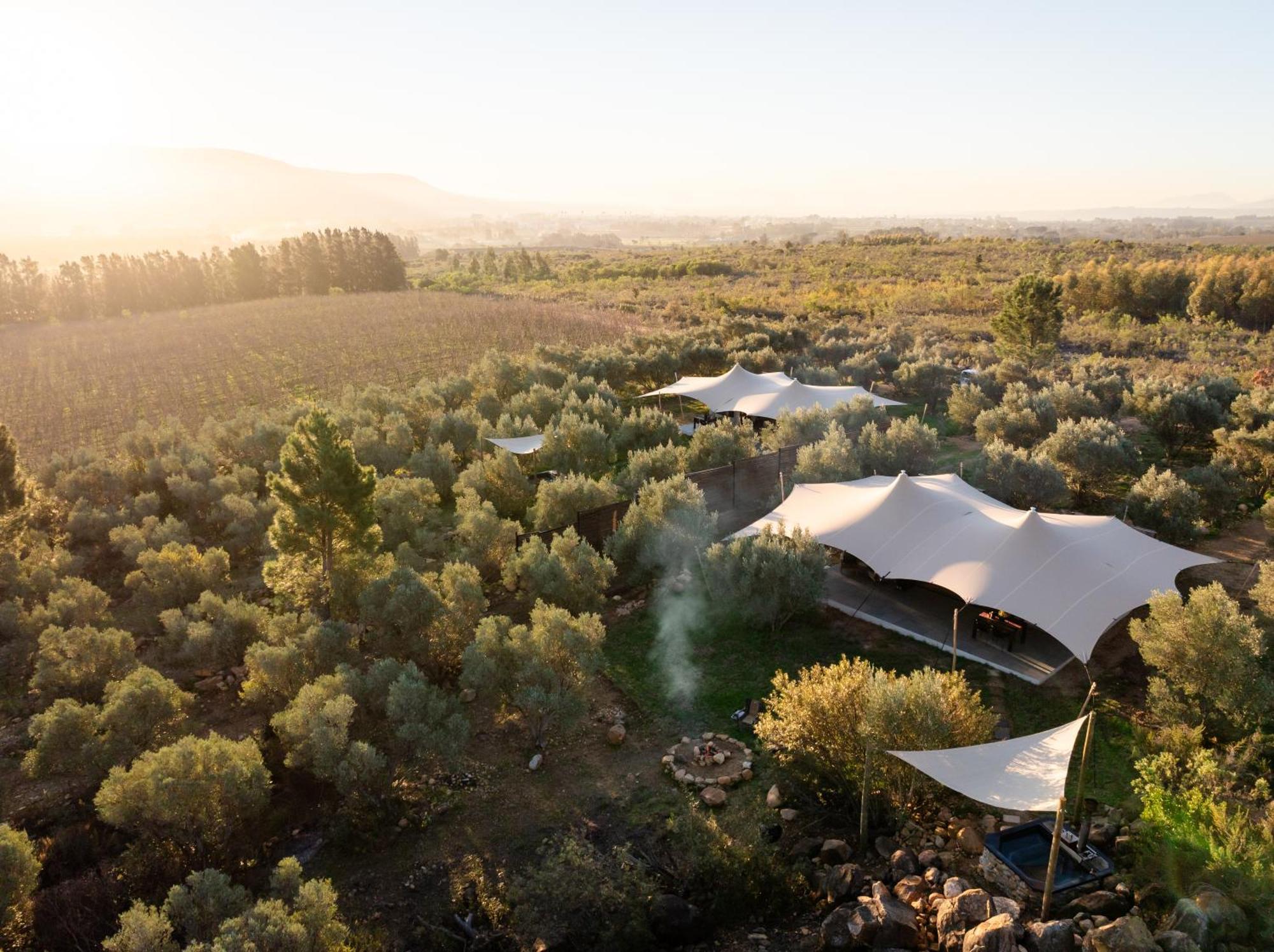 Wagyu Mountain Lodge Paarl Exterior photo