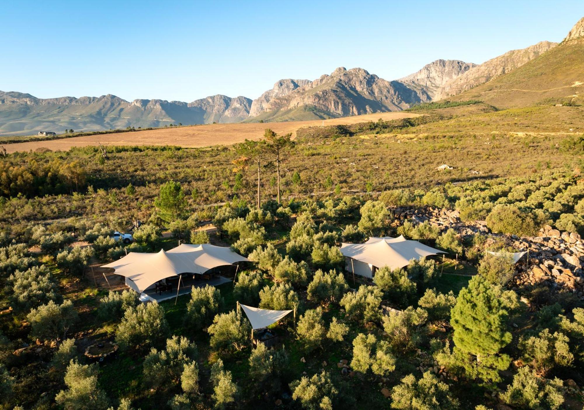 Wagyu Mountain Lodge Paarl Exterior photo